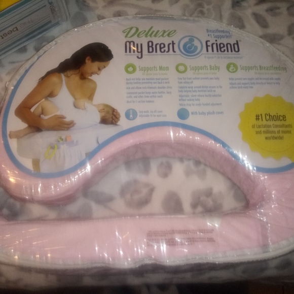Deluxe My Breast Friend Pillow - Picture 2 of 2